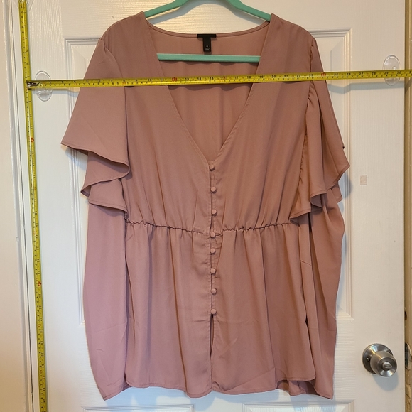 NWOT Torrid Dusty Pink, Flowy Button-up Size 4 - Picture 4 of 10